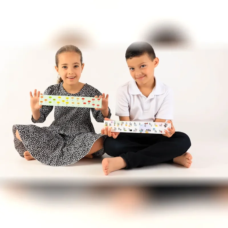זוג סרגלי קריאה אותיות וצירופים